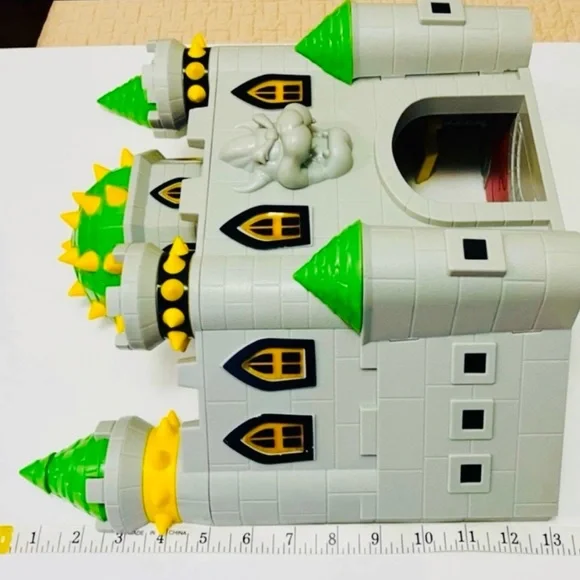 Super Mario Bowser Castle+ Boo Mansion +28 Figures+RC Racer+++ - Picture 3 of 8
